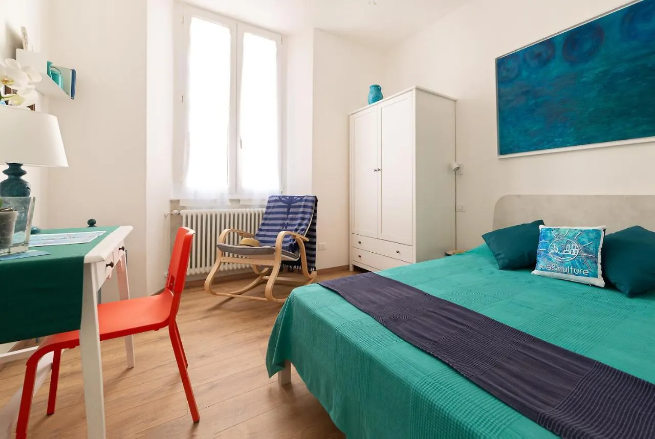 Sea & Culture - 5 Terre La Spezia Apartment 0*,  Italy